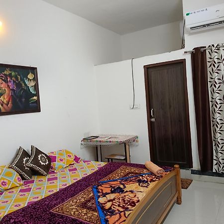 Pratibha Home Stay Jabalpur Bagian luar foto