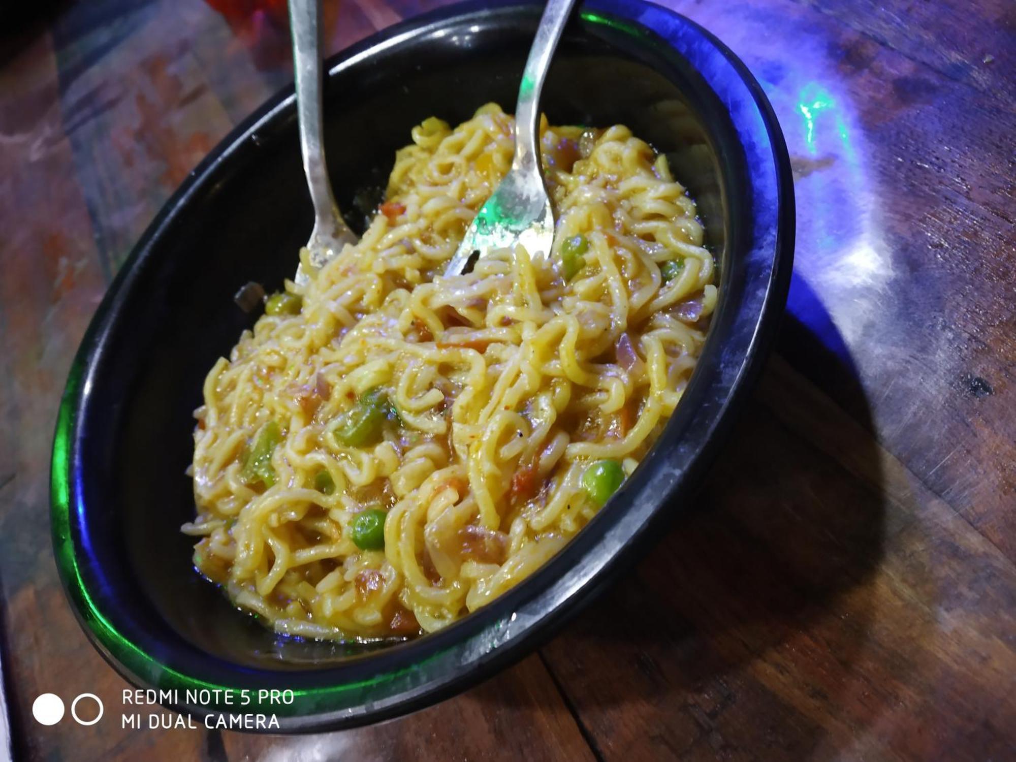 Pratibha Home Stay Jabalpur Bagian luar foto