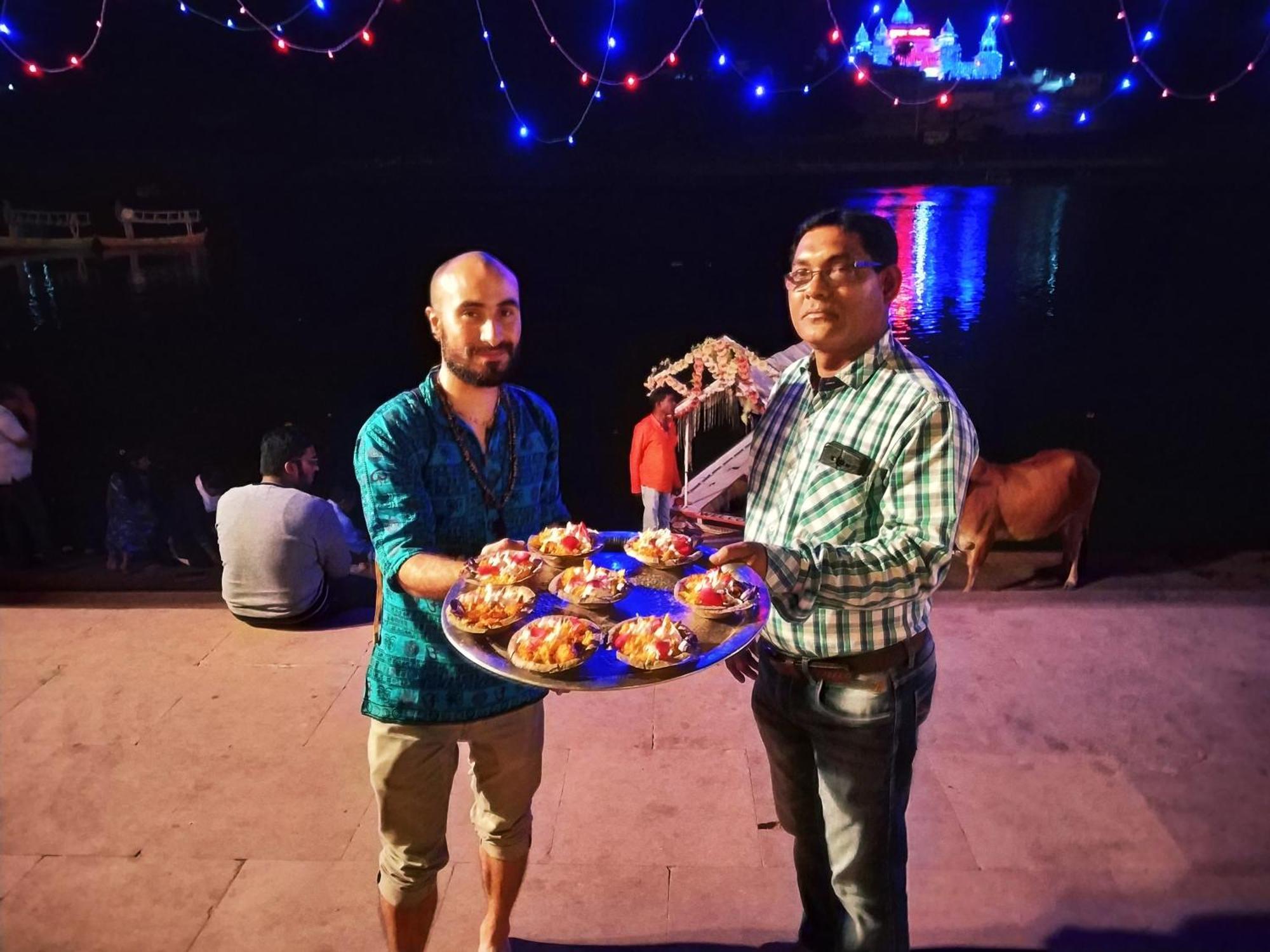 Pratibha Home Stay Jabalpur Bagian luar foto