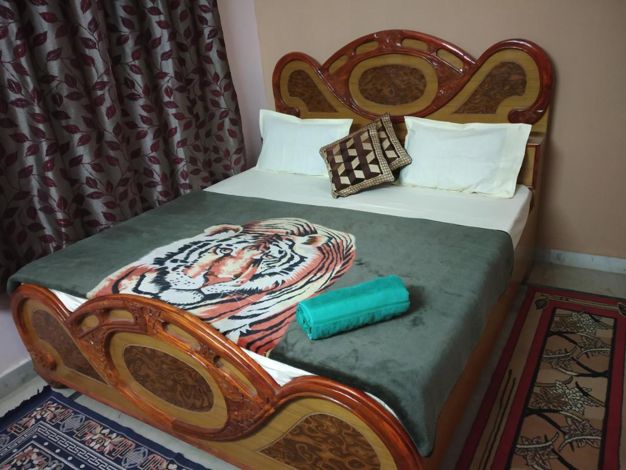 Pratibha Home Stay Jabalpur Bagian luar foto